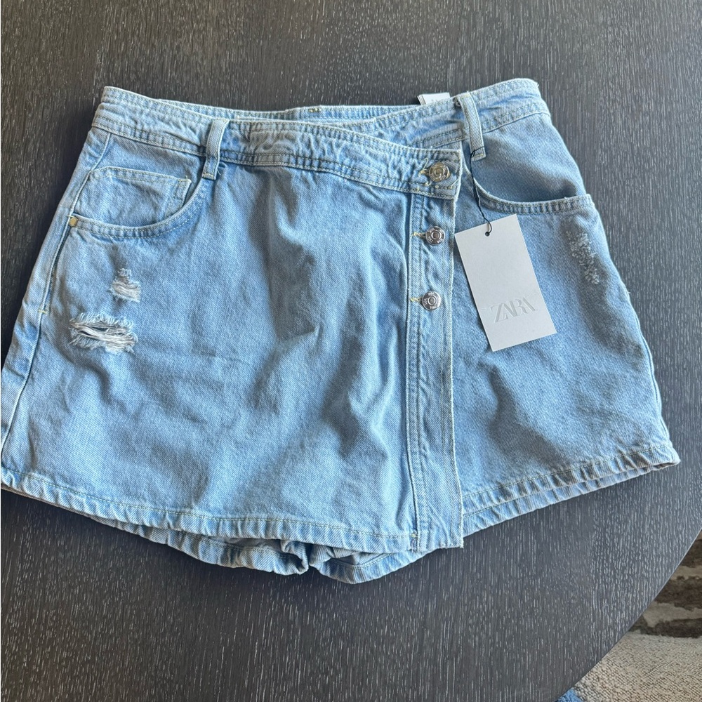 Zara Light Blue Jean Skort nwt size medium